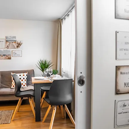 Apartamento Billys Zentrum, Renoviert, Garage, Netflix *
