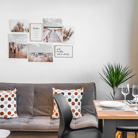Billys Zentrum, Renoviert, Garage, Netflix Apartamento *