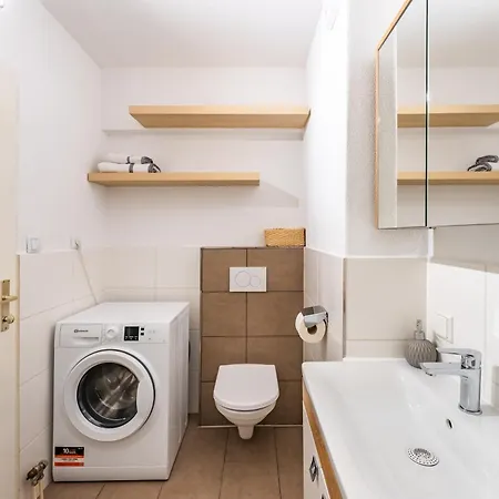 Lejlighed Billys Zentrum, Renoviert, Garage, Netflix *